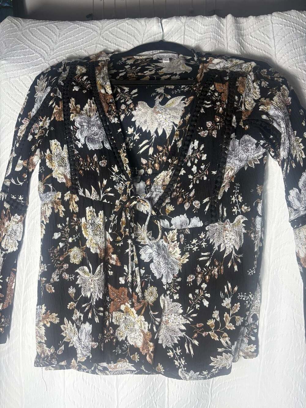 Patrons of Peace Blouse Size S Black Floral Tie Front Long Sleeve